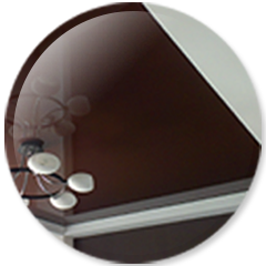 Глянцевые натяжные потолки